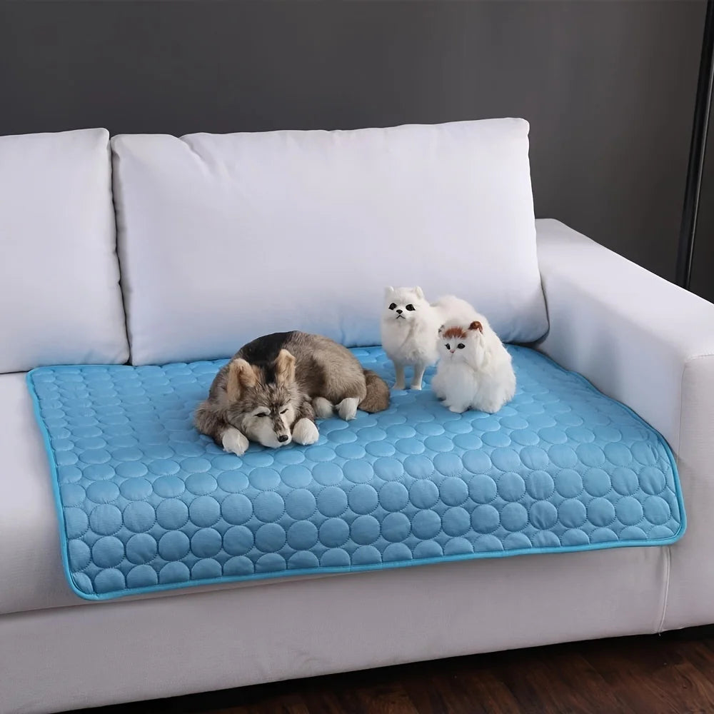 Pet cooling mat for dogs and cats – photo 3