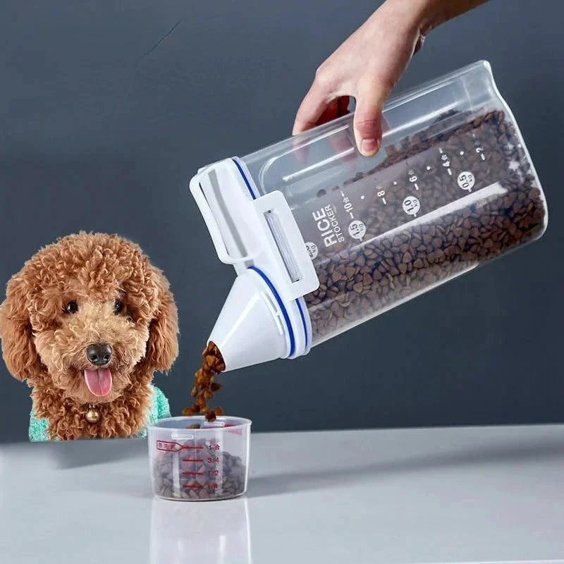 Airtight pet food storage container