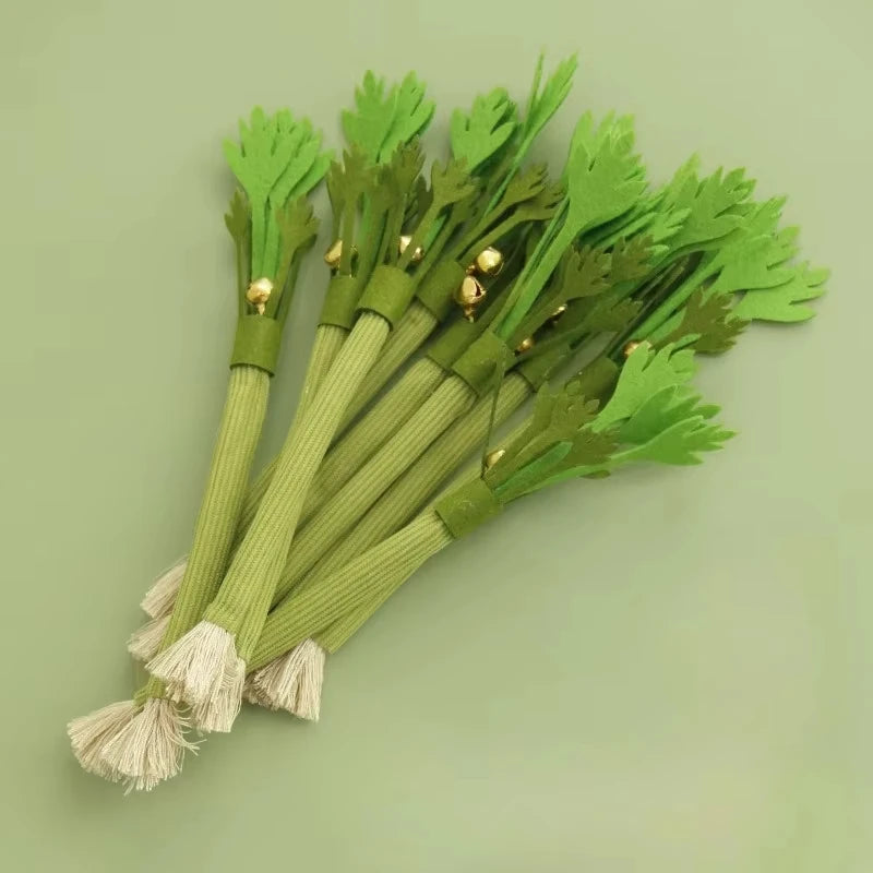 Green felt catnip chew stick cat toy – photo 4