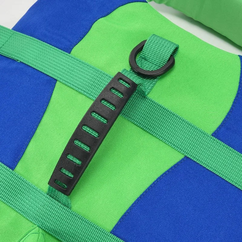 Dog wearing a bright adjustable life jacket for swimming – photo 11