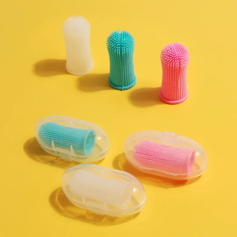 Silicone finger toothbrush for cats and dogs with storage case – photo 5