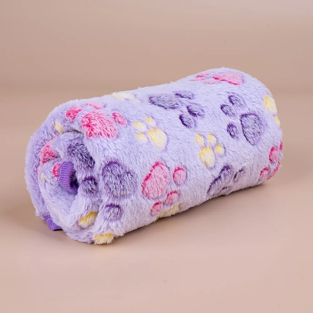 Purple fleece paw print pet blanket – photo 2