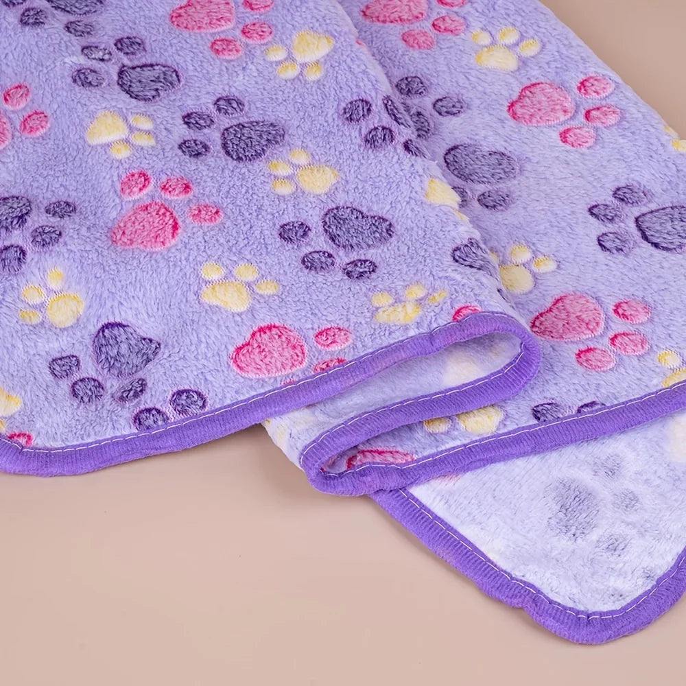 Purple fleece paw print pet blanket – photo 7