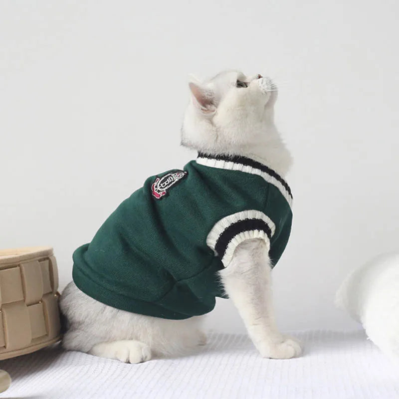 Soft knitted jumper with animal pattern for dogs and cats – photo 3